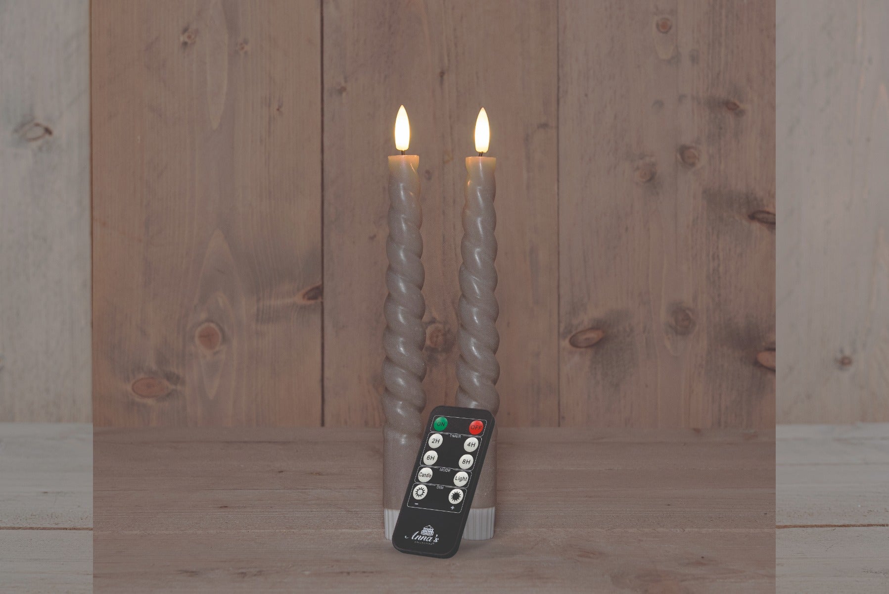 Dinerkaars Swirl LED 3D Lont Taupe 23 cm 2 stuks met afstandsbediening